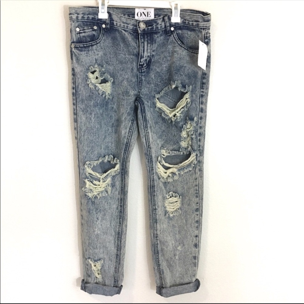 Amazing distressed jeans